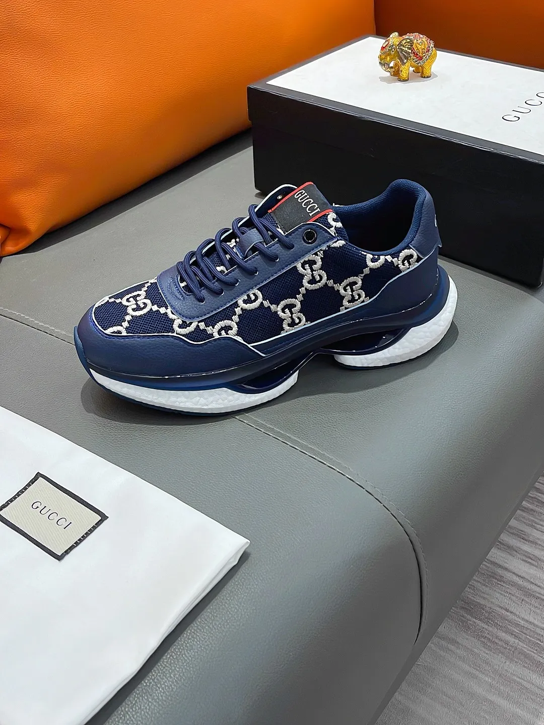 Men's shoes GUCCI "Gucci" P440 Regular size: 38-44 (casual shoes) Product materials: Selected cowhide upper, soft sheepskin lining; original outsole.